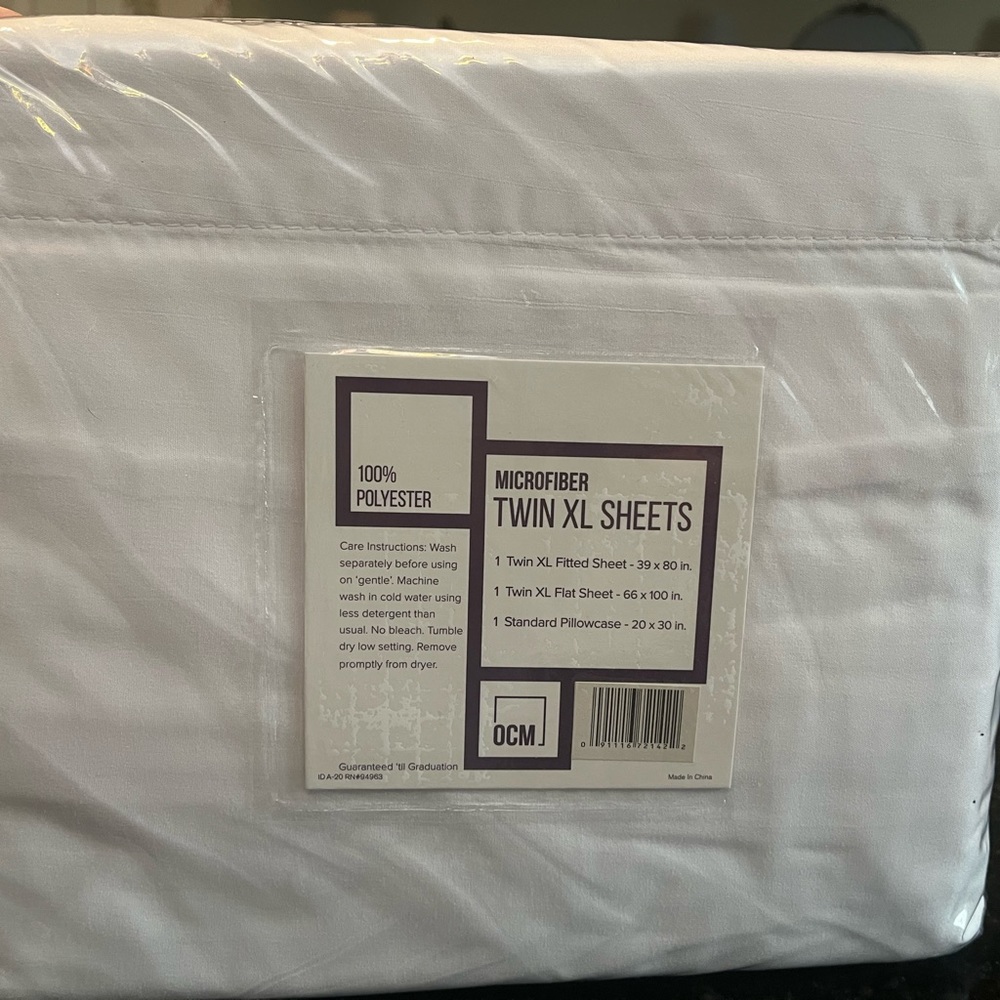 NWOT Microfiber Twin XL Sheet Set